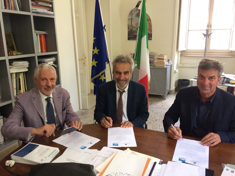 The signature: Stefano Gizzi, Francesco Scoppola, Paolo Cassola